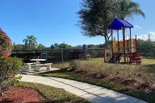 4835 Sable Pine Cir, West Palm Beach, FL 33417 - Photo 27