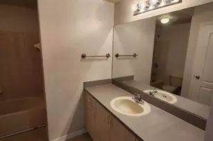 104 SW Peacock Blvd, Port Saint Lucie, FL 34986 - Photo 9