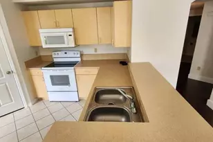 104 SW Peacock Blvd, Port Saint Lucie, FL 34986 - Photo 5