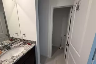 676 Salisbury Cir, Fort Pierce, FL 34982 - Photo 13