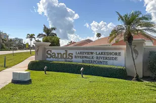 204 River Walk, Fort Pierce, FL 34949 - Photo 7