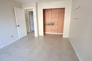 410 SW Kentwood Rd, Port Saint Lucie, FL 34953 - Photo 9