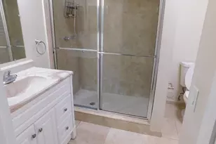 611 Cypress Lake Blvd, Deerfield Beach, FL 33064 - Photo 11