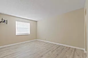 1135 Lake Shore Dr, Lake Park, FL 33403 - Photo 15