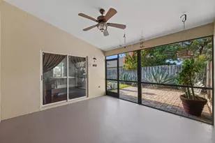 13011 Blue Lake Dr, Wellington, FL 33414 - Photo 7