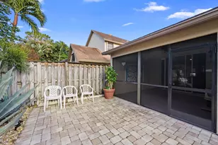 13011 Blue Lake Dr, Wellington, FL 33414 - Photo 7