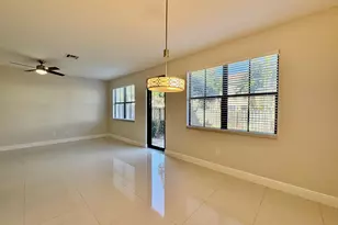 9623 Town Parc Cir S, Parkland, FL 33076 - Photo 11