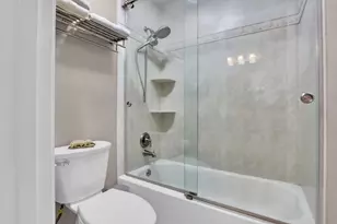 12 Brighton Ct, Palm Beach Gardens, FL 33418 - Photo 21