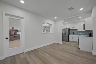 841 Highland Dr, West Palm Beach, FL 33405 - Photo 5