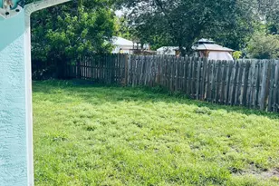 1150 SW Haleyberry Ave, Port Saint Lucie, FL 34953 - Photo 15