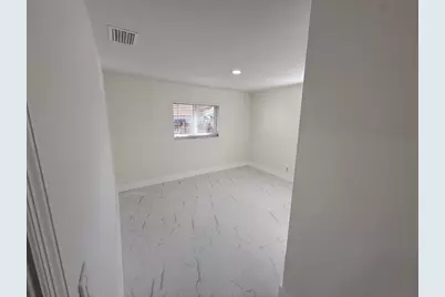 2550 Lakehaven Road, West Palm Beach, FL 33415 - Photo 9