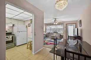 39 Dorchester B, West Palm Beach, FL 33417 - Photo 7