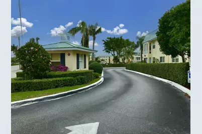 10 Colonial Club Drive #305, Boynton Beach, FL 33435 - Photo 33
