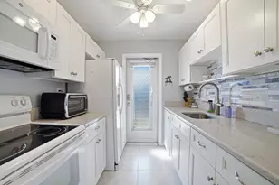 1118 Lake Terrace, Boynton Beach, FL 33426 - Photo 7