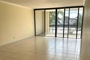 2000 Presidential Way, West Palm Beach, FL 33401 - Photo 3