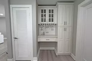 106 Periwinkle Dr, Hypoluxo, FL 33462 - Photo 5