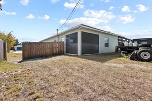 555 SW Halibut Ave, Port Saint Lucie, FL 34953 - Photo 21