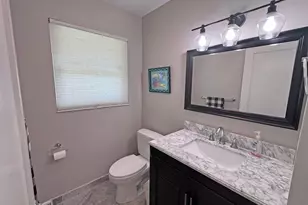 106 Periwinkle Dr, Hypoluxo, FL 33462 - Photo 19