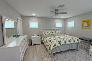 106 Periwinkle Dr, Hypoluxo, FL 33462 - Photo 11