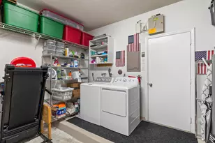 710 Sorrento Dr, Weston, FL 33326 - Photo 35