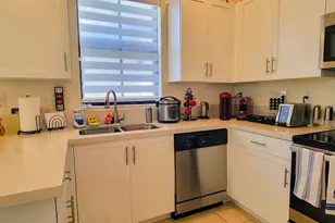 10902 W 33rd Way, Hialeah, FL 33018 - Photo 75