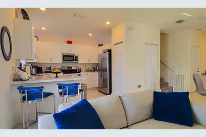 10902 W 33rd Way, Hialeah, FL 33018 - Photo 65