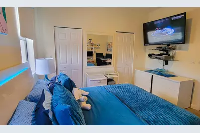 10902 W 33rd Way, Hialeah, FL 33018 - Photo 55