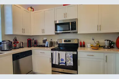 10902 W 33rd Way, Hialeah, FL 33018 - Photo 75