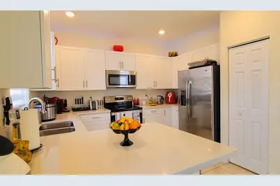 10902 W 33rd Way, Hialeah, FL 33018 - Photo 71