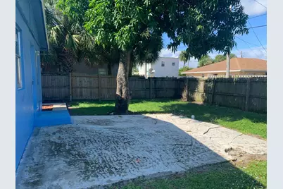 1017 13th Street #B, West Palm Beach, FL 33401 - Photo 5