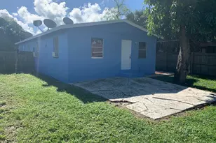 1017 13th St, West Palm Beach, FL 33401 - Photo 3