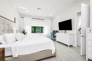 7284 Estero Dr, Lake Worth Beach, FL 33463 - Photo 15