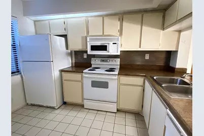 12962 Briarlake Drive #103, Palm Beach Gardens, FL 33418 - Photo 5