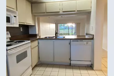 12962 Briarlake Drive #103, Palm Beach Gardens, FL 33418 - Photo 3