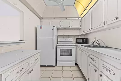 411 Durham #N, Deerfield Beach, FL 33442 - Photo 9