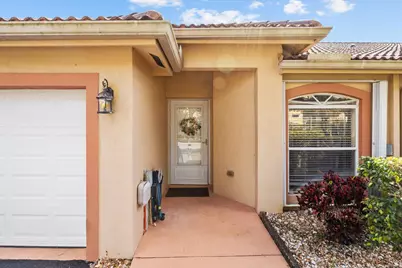 4720 Lucerne Lakes Boulevard E #810, Lake Worth, FL 33467 - Photo 3