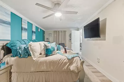 924 Sarazen Drive, West Palm Beach, FL 33413 - Photo 15