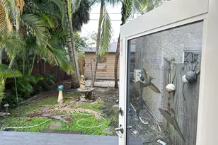 611 El Vedado, West Palm Beach, FL 33405 - Photo 15