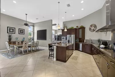 10842 Greenbriar Villa Drive, Lake Worth, FL 33449 - Photo 15