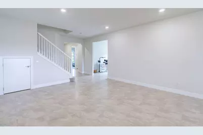 744 SE Villandry Way, Port Saint Lucie, FL 34983 - Photo 11