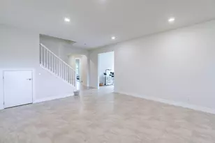 744 SE Villandry Way, Port Saint Lucie, FL 34983 - Photo 11