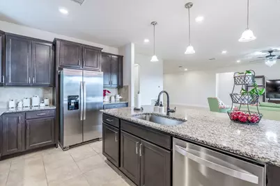 744 SE Villandry Way, Port Saint Lucie, FL 34983 - Photo 33