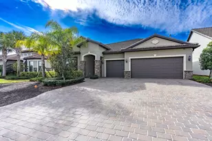 744 SE Villandry Way, Port Saint Lucie, FL 34983 - Photo 9