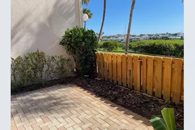 1660 Twelve Oaks Way #106 & 50 Ft Dock W/30k Li, North Palm Beach, FL 33408 - Photo 37