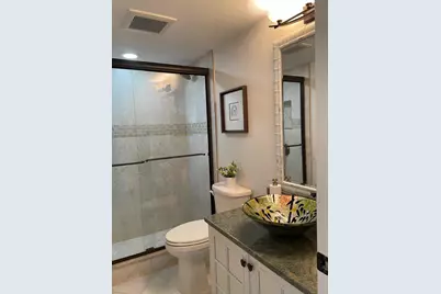 1660 Twelve Oaks Way #106 & 50 Ft Dock W/30k Li, North Palm Beach, FL 33408 - Photo 35