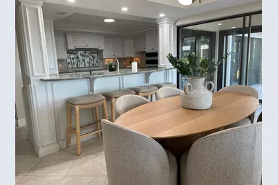 1660 Twelve Oaks Way #106 & 50 Ft Dock W/30k Li, North Palm Beach, FL 33408 - Photo 7