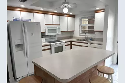 308 Golfview Road #107, North Palm Beach, FL 33408 - Photo 5