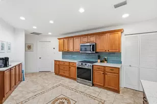 6061 SE Medinah Ln, Stuart, FL 34997 - Photo 15