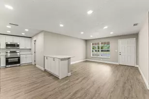 2691 Rockcrest Ct, West Palm Beach, FL 33415 - Photo 5