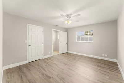 2691 Rockcrest Court, West Palm Beach, FL 33415 - Photo 17